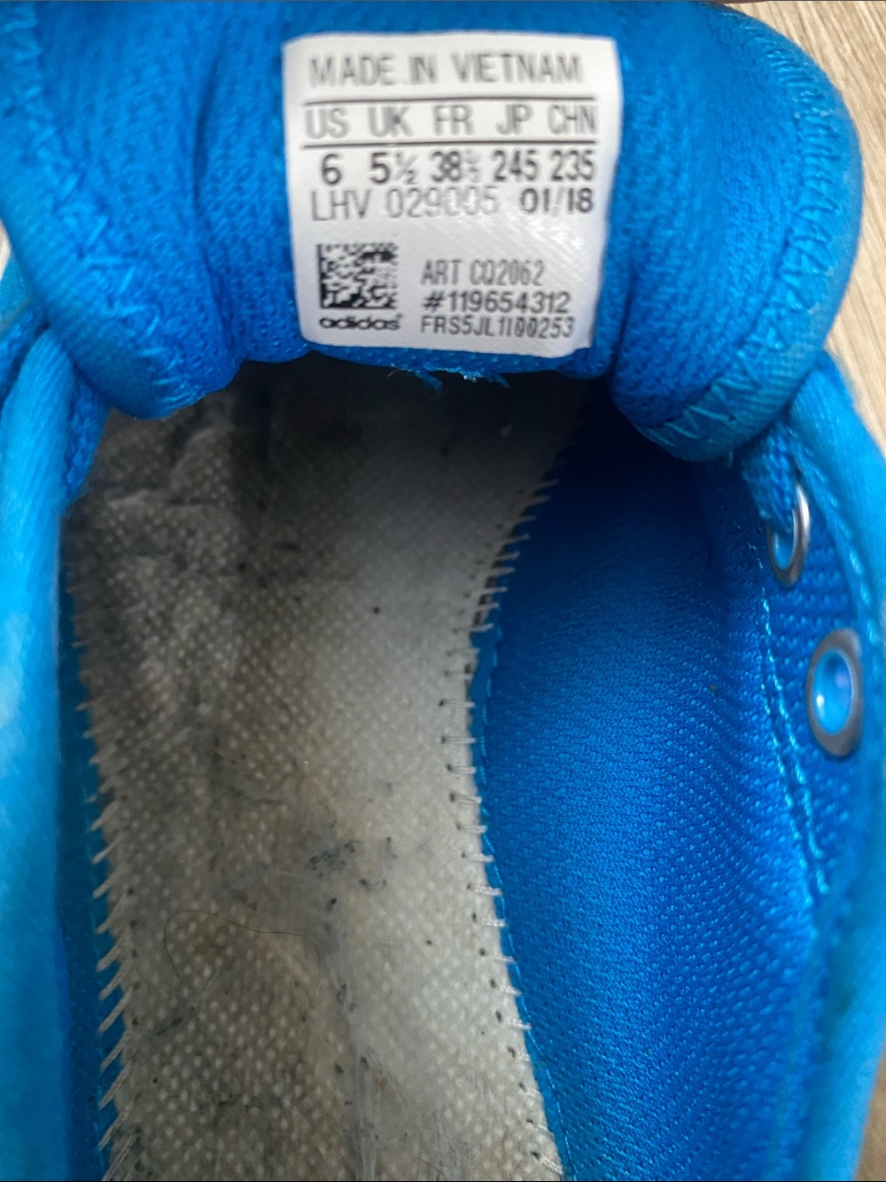 Adidas - Picture 7 of 8